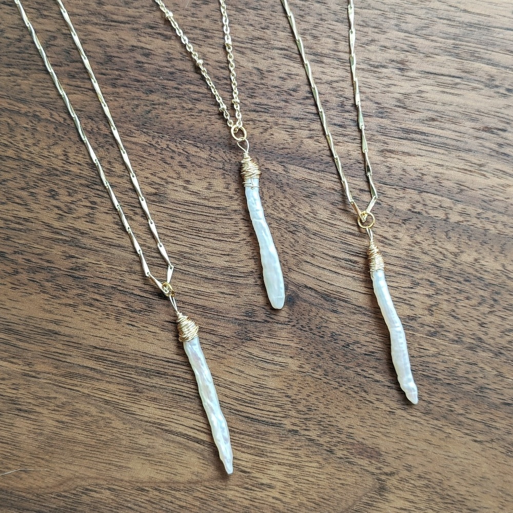 🌟LAST 1🌟Boutique Pearl Wand Gold-Plated Boho Necklace - Picture 4 of 5